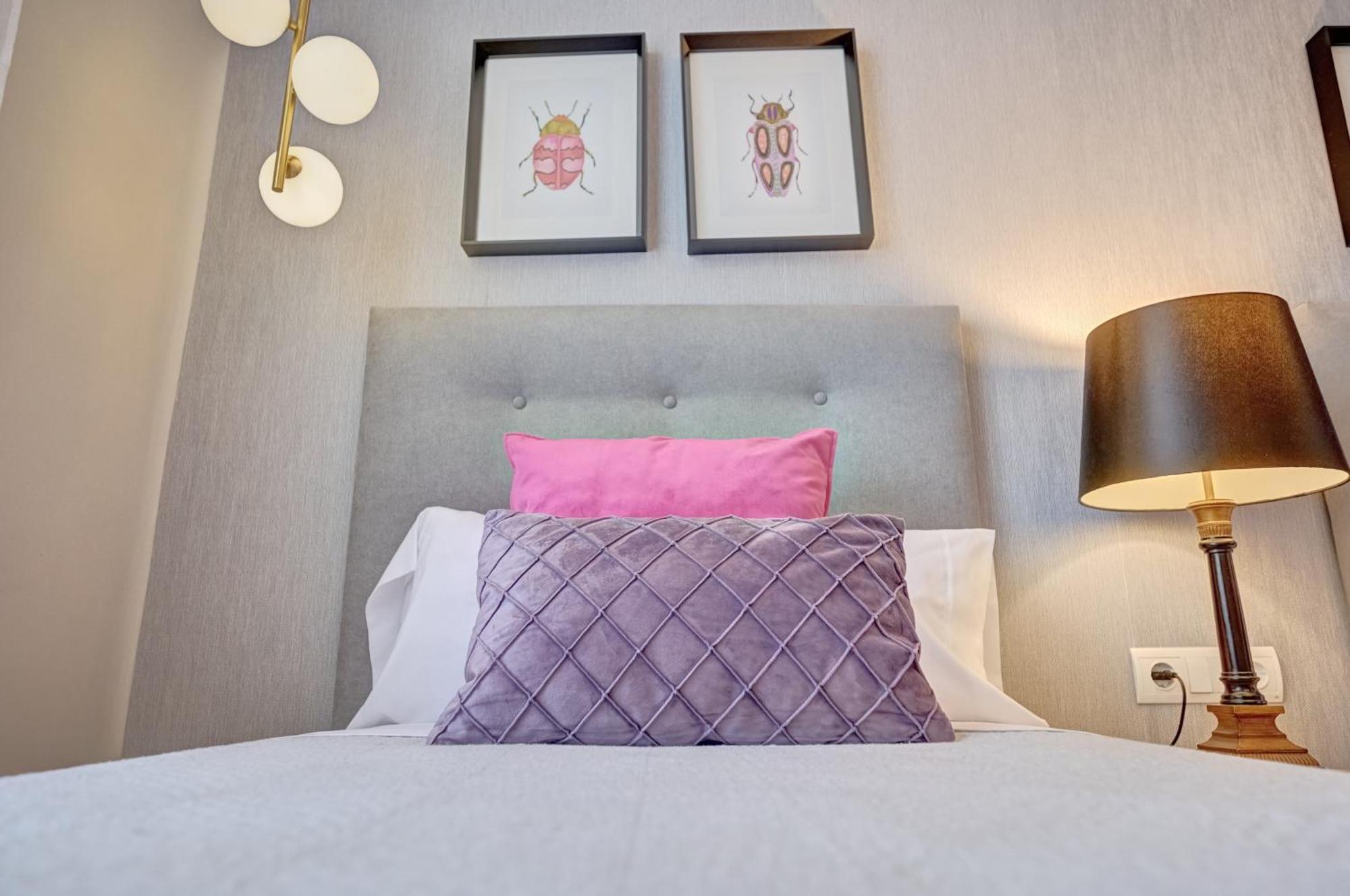 Apartamentos Minica Home Parking Gratis Logroño Exterior foto