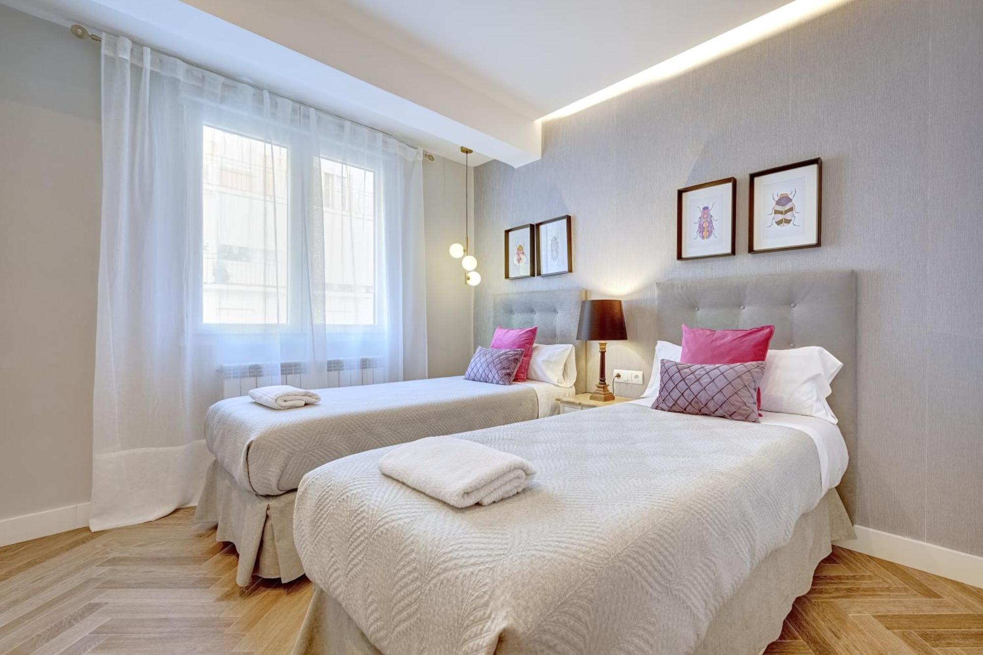 Apartamentos Minica Home Parking Gratis Logroño Exterior foto